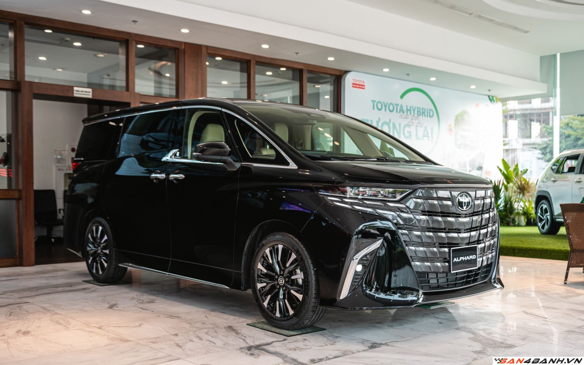 Toyota Alphard 2023-