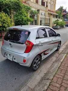 Hyundai i10 1.2 AT