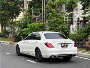 Mercedes-Benz E 200 Exclusive