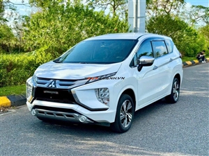 Mitsubishi Xpander AT