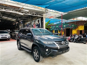 Toyota Fortuner 2.4G