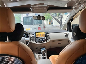 Toyota Innova 2.0G