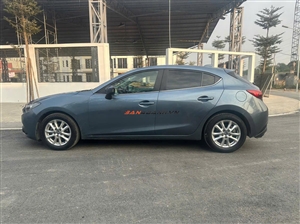 Mazda 3 1.5 AT