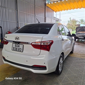 Hyundai Grand i10 Sedan 1.2 AT Tiêu chuẩn