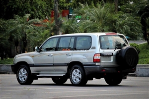 Toyota Land Cruiser GX 4.5