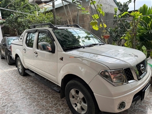 Nissan Navara XE 2.5AT 4WD