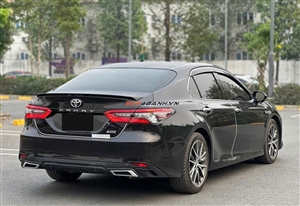 Toyota Camry 2.0Q