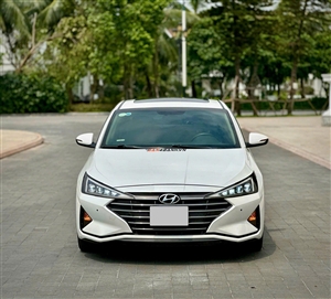 Hyundai Elantra 2.0 AT