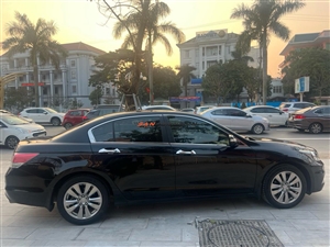 Honda Accord 2.4 AT