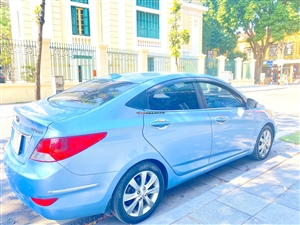 Hyundai Accent 1.4 AT