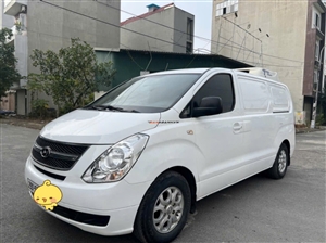 Hyundai Grand Starex Van 2.5 AT