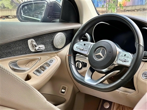 Mercedes-Benz GLC 300 4MATIC