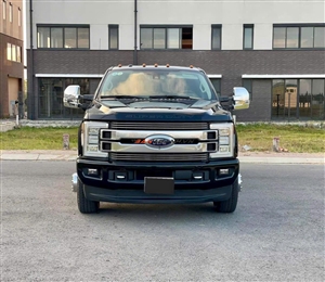 Ford F350 Super Duty Lariat Crew Cab 6.7L 4x4 AT