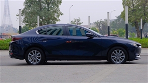 Mazda 3 1.5L Luxury