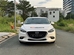 Mazda 3 1.5L Luxury