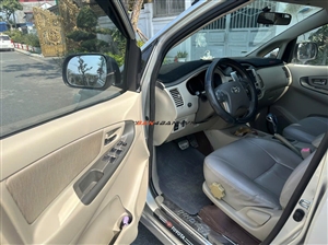 Toyota Innova 2.0G