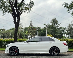 Mercedes-Benz C 300 AMG