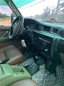 Toyota Land Cruiser 4.5 MT