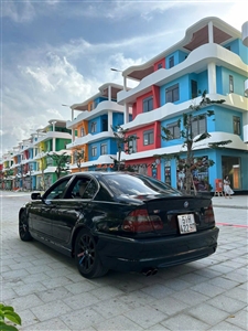 BMW 3 Series 318i