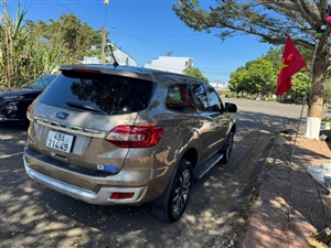 Ford Everest Titanium 2.0L 4x4 AT