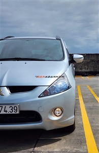 Mitsubishi Grandis 2.4 AT