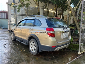 Chevrolet Captiva LT 2.4 MT