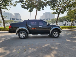 Mitsubishi Triton GLS 4x4 AT