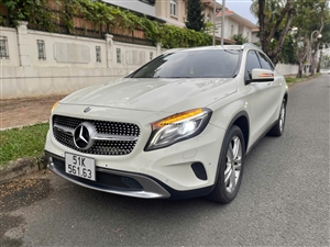 Mercedes Benz GLA Class GLA 200