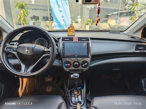 Honda City 1.5 AT