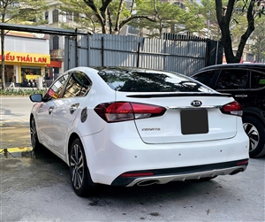 Kia Cerato 1.6 AT