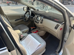 Toyota Innova 2.0G