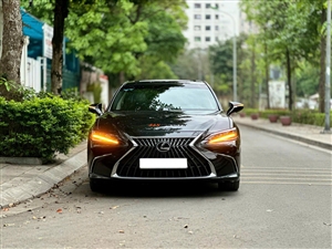 Lexus ES 300h