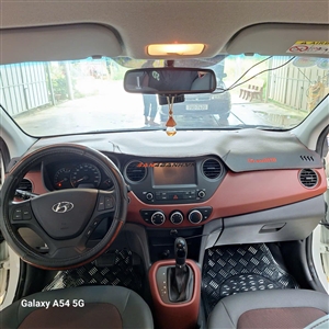 Hyundai Grand i10 Sedan 1.2 AT Tiêu chuẩn