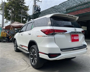 Toyota Fortuner 2.7V 4x2 AT TRD