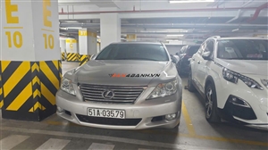 Lexus LS 460L