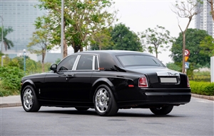 Rolls Royce Phantom 6.7 V12