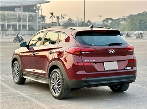 Hyundai Tucson 2.0L Tiêu chuẩn