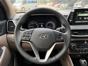 Hyundai Tucson Xăng tiêu chuẩn