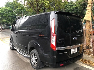 Ford Tourneo Titanium 2.0 AT