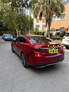 Mazda 6 Premium 2.5 AT