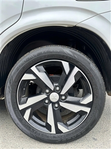 Mitsubishi Xpander AT Premium