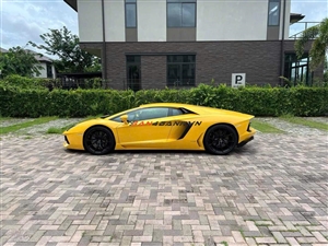 Lamborghini Aventador LP 700-4