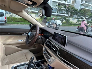 BMW 7 Series 730Li