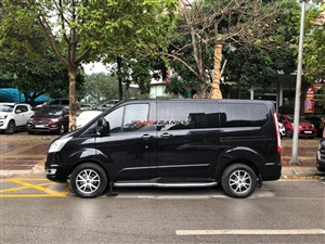 Ford Tourneo Titanium 2.0 AT