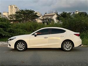 Mazda 3 1.5L Luxury