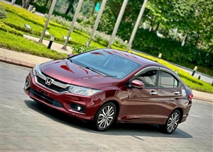 Honda City 1.5TOP