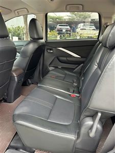 Mitsubishi Xpander AT Premium