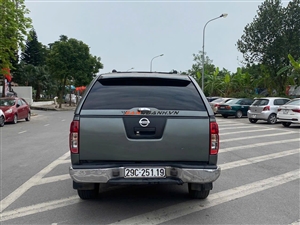 Nissan Navara XE 2.5AT 4WD