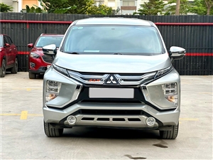 Mitsubishi Xpander AT