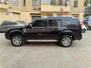 Ford Everest 2.5L 4x2 AT